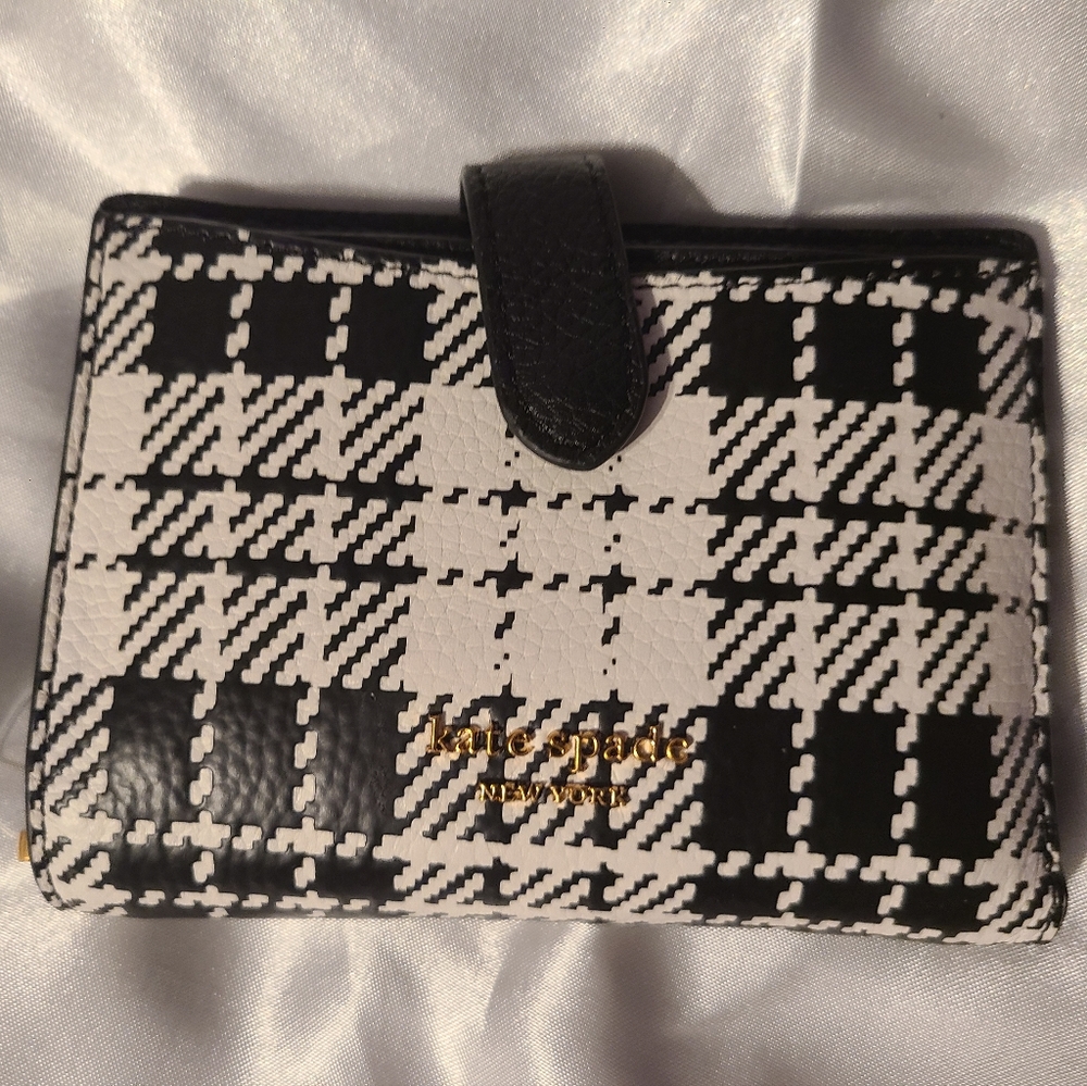 Kate Spade Hudson Wallet